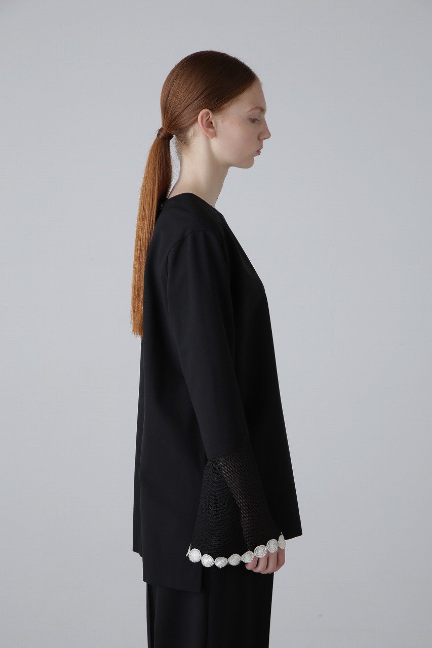 【アドーア/ADORE】のレノクロスラッフルブラウス 人気、トレンドファッション・服の通販 founy(ファニー) 　ファッション　Fashion　レディースファッション　Fashion for Women　トップス・カットソー　Cut & Sew Tops　シャツ・ブラウス・オフィスカジュアル　Elegant Blouses & Button-Ups　シンプル　Simple, Minimal　スリーブ　Sleeve, Long Sleeve / Short Sleeve　フェミニン　Feminine, Girly　マニッシュ　Mannish, Boyish　レース　Lace, Lace Fabric　ロング　Long, Long-Length　other-7|ID: prp329100004822747 ipo3291000000035063869