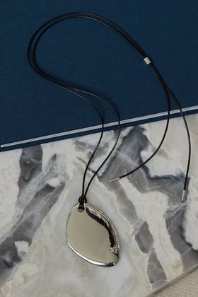 【ウィムガゼット/Whim Gazette】 【Hoaw.】Oval cord ネックレス人気、トレンドファッション・服の通販 founy(ファニー) ファッション Fashion レディースファッション Fashion for Women ジュエリー Jewelry ネックレス Necklaces & Pendants アクセサリー Fashion Accessories オーバル Oval Design 春 Spring シューズ Shoes, Footwear ショート Short, Short Length シルバー Silver, Metallic Silver ネックレス Necklace, Pendant Necklace モチーフ Motif, Design Theme ロング Long, Long-Length S/S・春夏 SS, Spring/Summer, Warm Season 夏 Summer 2026年 2026 |ID:prp329100004826320