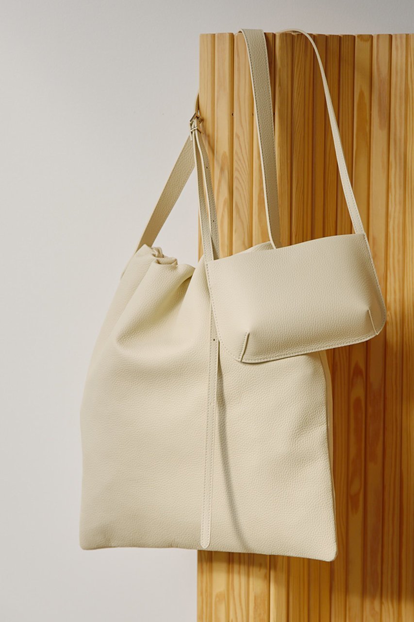 【ウィムガゼット/Whim Gazette】の【Hoaw.】ギャザーショルダーバッグ 人気、トレンドファッション・服の通販 founy(ファニー) ファッション Fashion レディースファッション Fashion for Women バッグ Bags アクセサリー Fashion Accessories ギャザー Gathered, Ruffled シューズ Shoes, Footwear シンプル Simple, Minimal なめらか Smooth, Silky Texture フォルム Silhouette, Form エレガント 上品 Elegant other-4|ID: prp329100004826346 ipo3291000000036836553