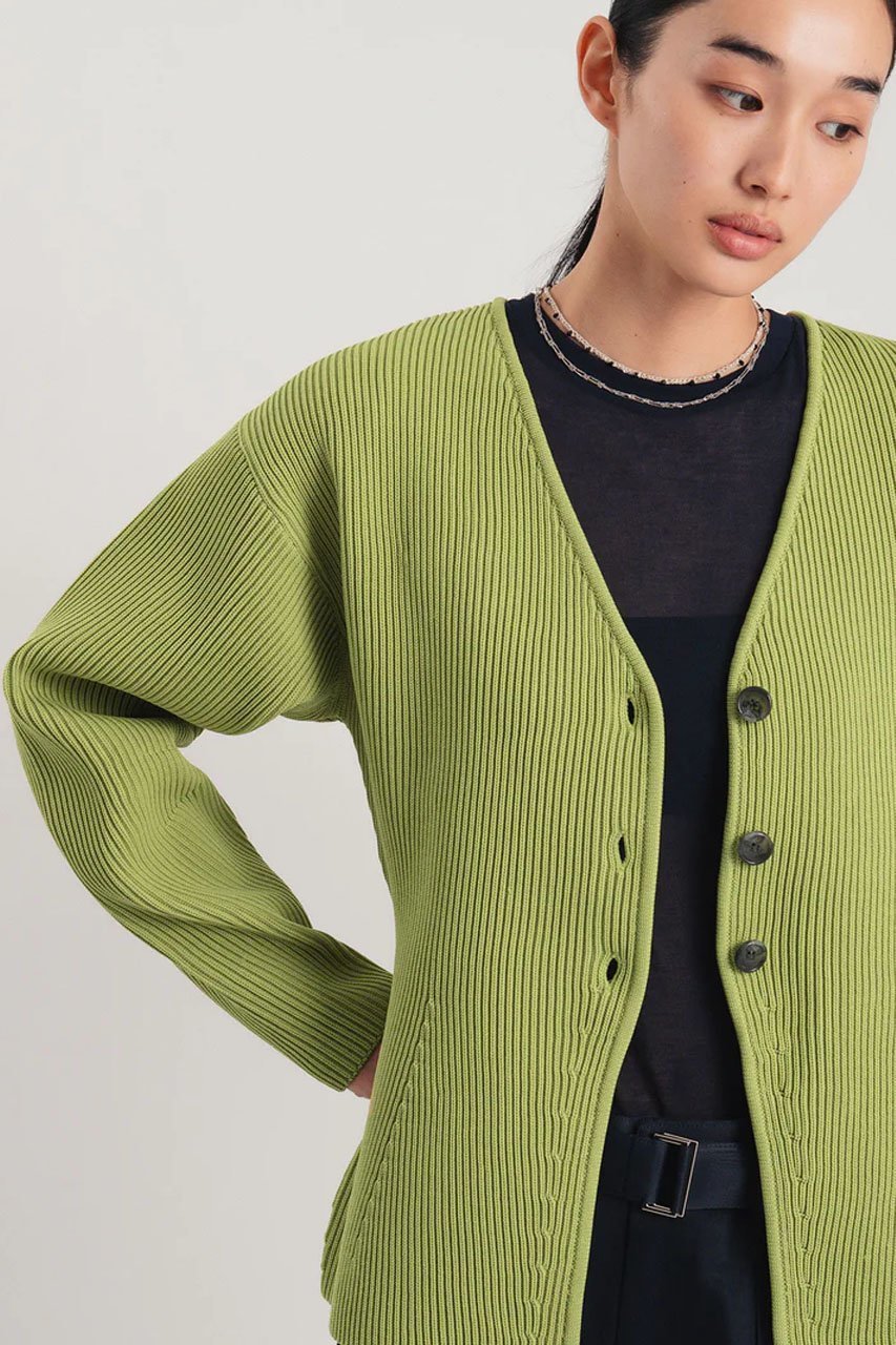 【スタニングルアー/STUNNING LURE】のアモッサスリットカーディガン 人気、トレンドファッション・服の通販 founy(ファニー) 　ファッション　Fashion　レディースファッション　Fashion for Women　トップス・カットソー　Cut & Sew Tops　ニット　Knit Tops & Sweaters　カーディガン・羽織り　Layered Style Cardigans　カーディガン　Cardigan, Knitwear　フォルム　Silhouette, Form　フォーマル　Formal, Dressy　リラックス　Relax, Relaxed Fit　軽量　Lightweight, Ultra Light　other-4|ID: prp329100004826351 ipo3291000000036693556