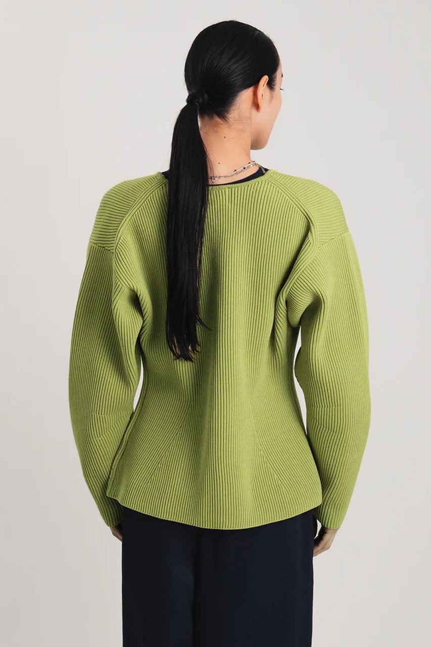 【スタニングルアー/STUNNING LURE】のアモッサスリットカーディガン 人気、トレンドファッション・服の通販 founy(ファニー) 　ファッション　Fashion　レディースファッション　Fashion for Women　トップス・カットソー　Cut & Sew Tops　ニット　Knit Tops & Sweaters　カーディガン・羽織り　Layered Style Cardigans　カーディガン　Cardigan, Knitwear　フォルム　Silhouette, Form　フォーマル　Formal, Dressy　リラックス　Relax, Relaxed Fit　軽量　Lightweight, Ultra Light　other-7|ID: prp329100004826351 ipo3291000000036693559