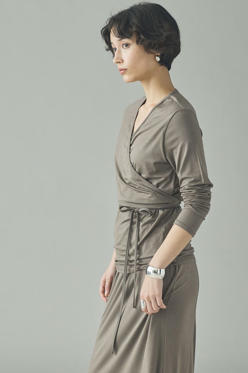 【カレンソロジー/Curensology】のベアテンジクカシュクールロングスリーブTシャツ 人気、トレンドファッション・服の通販 founy(ファニー) ファッション Fashion レディースファッション Fashion for Women トップス・カットソー Cut & Sew Tops シャツ・ブラウス・オフィスカジュアル Elegant Blouses & Button-Ups ロングTシャツ・Tシャツ Longline T-Shirts & Tees カットソー・ベーシックTシャツ Cut-and-Sewn Tops / Stretch Tees & Basics 2026年 2026 おすすめ Recommended / Our Picks なめらか Smooth, Silky Texture カシュクール Wrap Design スリーブ Sleeve, Long Sleeve / Short Sleeve ドレープ Drape, Draping Fabric フロント Front, Front Design ロング Long, Long-Length エレガント 上品 Elegant 夏 Summer 春 Spring S/S・春夏 SS, Spring/Summer, Warm Season other-3|ID: prp329100004826368 ipo3291000000035116308