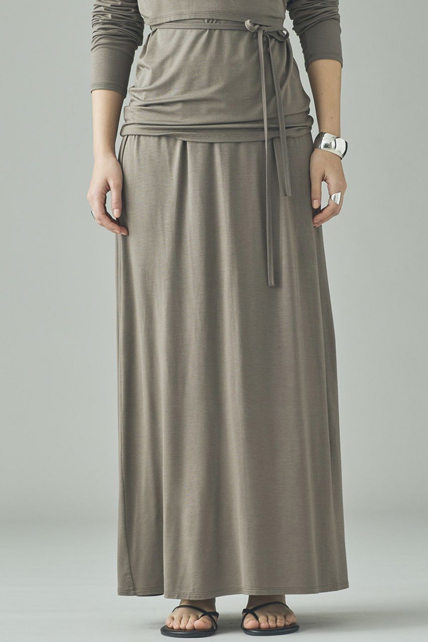 【カレンソロジー/Curensology】のベアテンジクフレアスカート 人気、トレンドファッション・服の通販 founy(ファニー) 　ファッション　Fashion　レディースファッション　Fashion for Women　スカート　Skirts　Aライン・フレアスカート　A-Line & Flared Skirts　ロングスカート　Long Skirts / Maxi & Midi Skirts　2026年　2026　なめらか　Smooth, Silky Texture　エレガント 上品　Elegant　ドレープ　Drape, Draping Fabric　バランス　Balance, Style Balance　フォルム　Silhouette, Form　フレア　Flare, Flared　フロント　Front, Front Design　ロング　Long, Long-Length　夏　Summer　春　Spring　S/S・春夏　SS, Spring/Summer, Warm Season　other-2|ID: prp329100004826369 ipo3291000000035849244