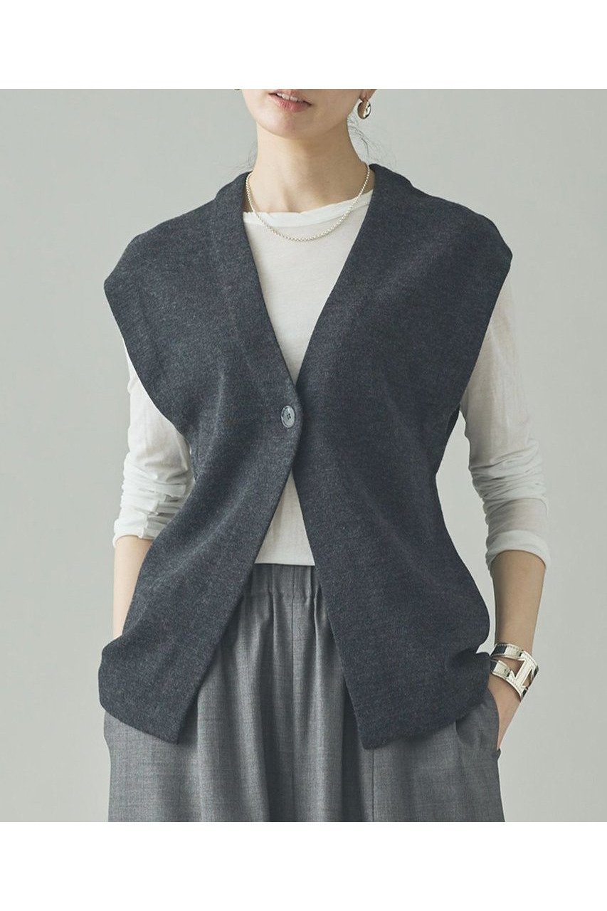 【カレンソロジー/Curensology】のマスキュリンニットベスト インテリア・キッズ・メンズ・レディースファッション・服の通販 founy(ファニー) ファッション Fashion レディースファッション Fashion for Women アウター Coat / Outerwear Collection レディースジャケット・軽アウター Jackets 2026年 2026 おすすめ Recommended / Our Picks ショルダー Shoulder, Shoulder Strap ジャケット Jacket, Outerwear ダブル Double, Double-Breasted デニム Denim, Jeans Material ベスト Vest, Waistcoat ロング Long, Long-Length 夏 Summer 春 Spring S/S・春夏 SS, Spring/Summer, Warm Season グレー|ID: prp329100004826371 ipo3291000000035116330