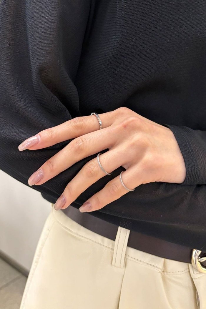 【ガリャルダガランテ/GALLARDAGALANTE】の【SACHIKOコラボ】トリオリング インテリア・キッズ・メンズ・レディースファッション・服の通販 founy(ファニー) https://founy.com/ ファッション Fashion レディースファッション Fashion for Women 2026年 2026 なめらか Smooth, Silky Texture アクセサリー Fashion Accessories コラボ Collaboration, Collab ポーチ Pouch, Small Case 夏 Summer 春 Spring S/S・春夏 SS, Spring/Summer, Warm Season |ID: prp329100004827154 ipo3291000000035124875