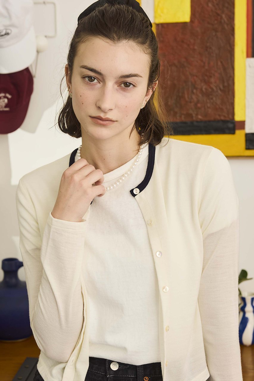 【オブラダ/Oblada】のウールカーディガン 人気、トレンドファッション・服の通販 founy(ファニー) ファッション Fashion レディースファッション Fashion for Women トップス・カットソー Cut & Sew Tops カーディガン・羽織り Layered Style Cardigans シャツ・ブラウス・オフィスカジュアル Elegant Blouses & Button-Ups ロングTシャツ・Tシャツ Longline T-Shirts & Tees カットソー・ベーシックTシャツ Cut-and-Sewn Tops / Stretch Tees & Basics カーディガン Cardigan, Knitwear コンパクト Compact, Small Size ショート Short, Short Length フィット Fit, Slim Fit ボトム Bottoms, Lower Wear エレガント 上品 Elegant 羽織 Haori, Light Jacket other-7|ID: prp329100004827182 ipo3291000000036690160