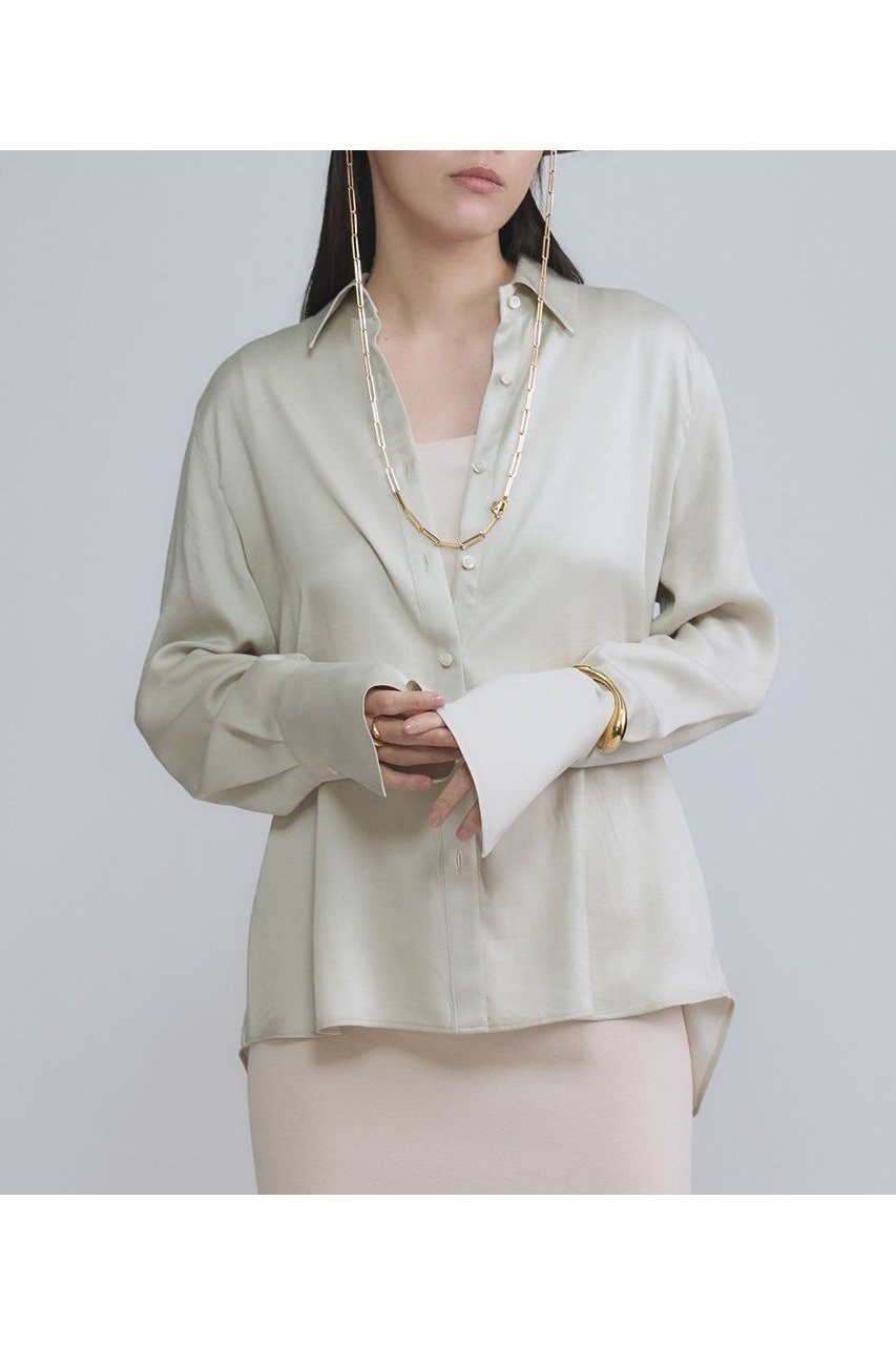【カオス/Chaos】のリュシールブラウス インテリア・キッズ・メンズ・レディースファッション・服の通販 founy(ファニー) 　ファッション　Fashion　レディースファッション　Fashion for Women　トップス・カットソー　Cut & Sew Tops　シャツ・ブラウス・オフィスカジュアル　Elegant Blouses & Button-Ups　2026年　2026　なめらか　Smooth, Silky Texture　カフス　Cuff Design　シンプル　Simple, Minimal　スリット　Slit, Slit Detail　スリーブ　Sleeve, Long Sleeve / Short Sleeve　リラックス　Relax, Relaxed Fit　ロング　Long, Long-Length　夏　Summer　春　Spring　S/S・春夏　SS, Spring/Summer, Warm Season　ライトベージュ|ID: prp329100004827197 ipo3291000000035125383