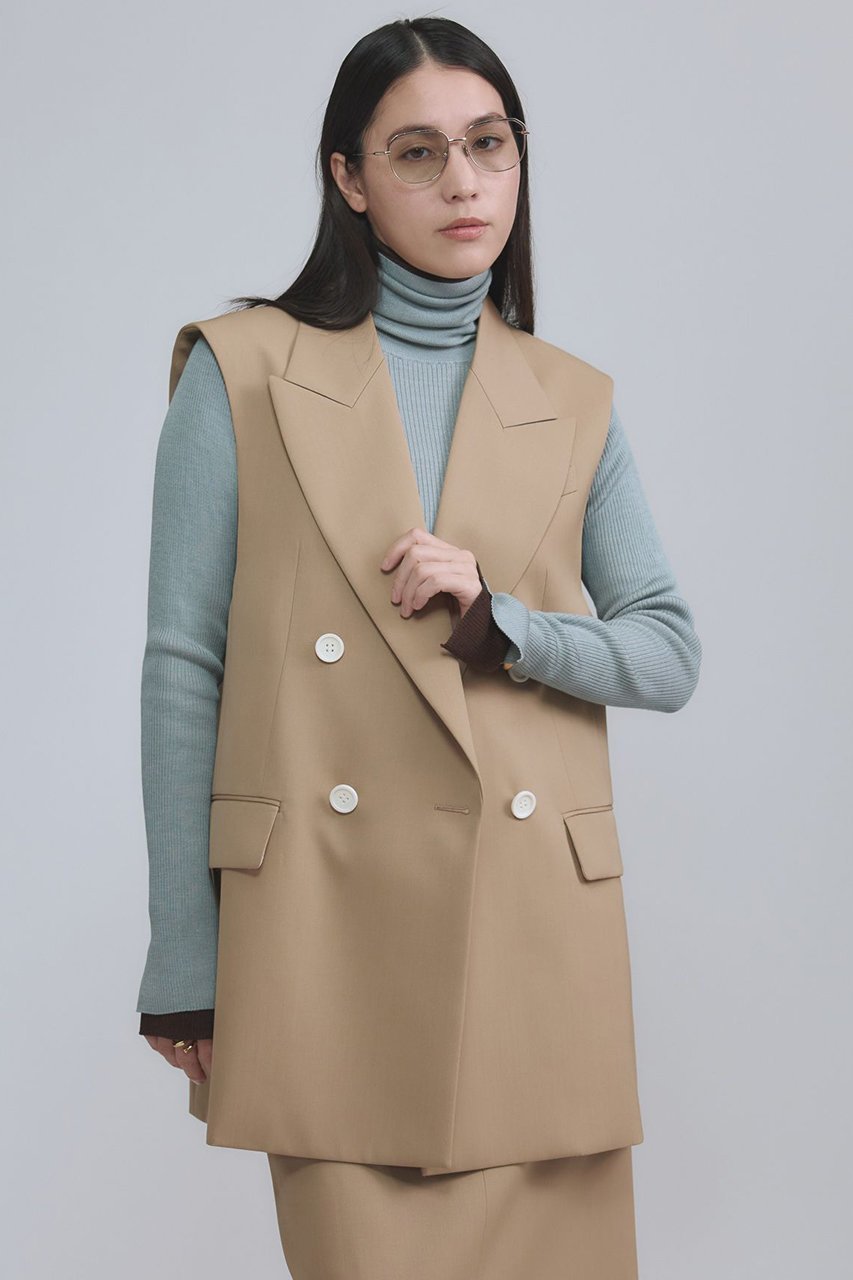 【カオス/Chaos】のエクールジャケットジレ インテリア・キッズ・メンズ・レディースファッション・服の通販 founy(ファニー) ファッション Fashion レディースファッション Fashion for Women アウター Coat / Outerwear Collection レディースジャケット・軽アウター Jackets インナー Innerwear エレガント 上品 Elegant 春 Spring シルク Silk, 100% Silk ジャケット Jacket, Outerwear セットアップ Set-Up, Coordinated Outfit ノースリーブ Sleeveless, No-Sleeve ベスト Vest, Waistcoat 半袖 Short Sleeve, Half Sleeve メンズ Men's, Menswear モダン Modern, Contemporary ワイド Wide, Wide Fit S/S・春夏 SS, Spring/Summer, Warm Season おすすめ Recommended / Our Picks 夏 Summer 2026年 2026 ベージュ|ID: prp329100004827198 ipo3291000000036079588