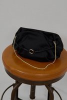 【ガリャルダガランテ/GALLARDAGALANTE】の【2.718】サテンドロストBAG 人気、トレンドファッション・服の通販 founy(ファニー) ファッション Fashion レディースファッション Fashion for Women バッグ Bags 2026年 2026 エレガント 上品 Elegant サテン Satin, Glossy Fabric チェーン Chain, Chain Strap ラップ Wrap, Wrap Design 夏 Summer 春 Spring S/S・春夏 SS, Spring/Summer, Warm Season |ID:prp329100004827204