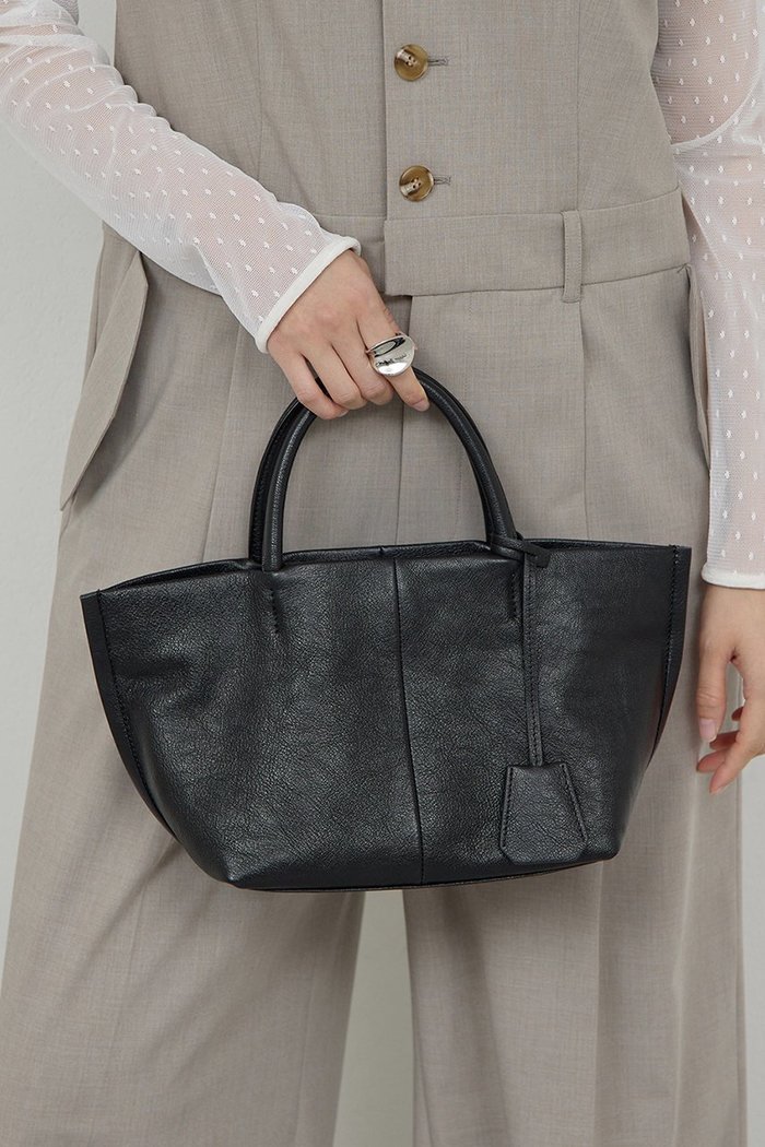 【ガリャルダガランテ/GALLARDAGALANTE】の【2.718】ボートトートMINI インテリア・キッズ・メンズ・レディースファッション・服の通販 founy(ファニー) https://founy.com/ ファッション Fashion レディースファッション Fashion for Women バッグ Bags 2026年 2026 スタイリッシュ Stylish, Fashionable トレンド Trend, Trending Now ポケット Pocket, Pocket Detail 夏 Summer 春 Spring S/S・春夏 SS, Spring/Summer, Warm Season |ID: prp329100004827210 ipo3291000000035125506