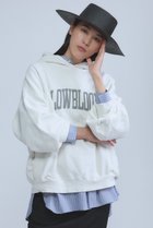 【カオス/Chaos】の【REMI RELIEF】別注ロゴフーディー 人気、トレンドファッション・服の通販 founy(ファニー) ファッション Fashion レディースファッション Fashion for Women トップス・カットソー Cut & Sew Tops シャツ・ブラウス・オフィスカジュアル Elegant Blouses & Button-Ups レディースパーカー・カジュアルフーディー Casual Hoodies & Sweatshirts ロングTシャツ・Tシャツ Longline T-Shirts & Tees スウェット・クルーネックトップス Sweatshirts & Crewnecks / Relaxed Fit Sweat Tops カットソー・ベーシックTシャツ Cut-and-Sewn Tops / Stretch Tees & Basics ヴィンテージ Vintage Style 春 Spring デニム Denim, Jeans Material ポケット Pocket, Pocket Detail 別注 Limited Edition, Custom Order S/S・春夏 SS, Spring/Summer, Warm Season 夏 Summer 2026年 2026 thumbnail ホワイト|ID: prp329100004827214 ipo3291000000035774932