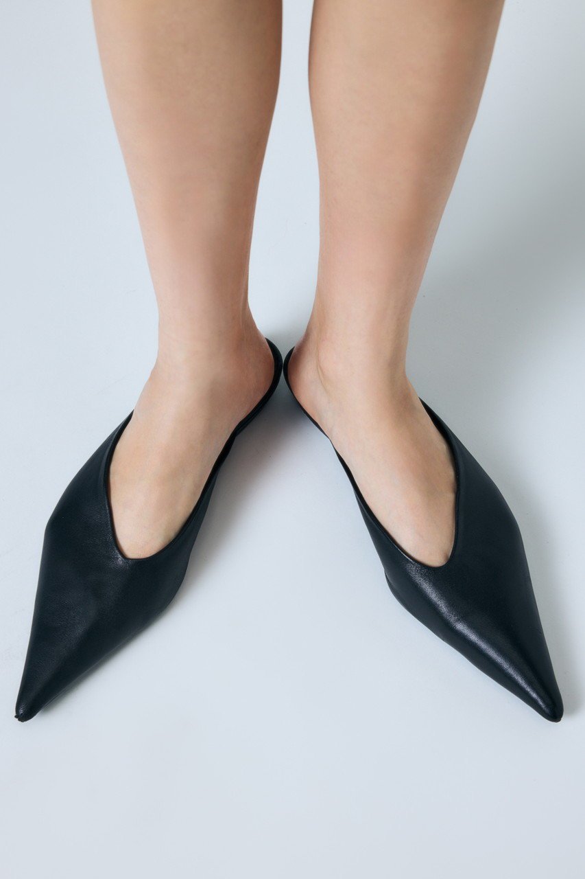 【エンフォルド/ENFOLD】のFLAT-MULE 人気、トレンドファッション・服の通販 founy(ファニー) ファッション Fashion レディースファッション Fashion for Women 2026年 2026 アシンメトリー Asymmetrical Style エレガント 上品 Elegant カッティング Cutting Detail サンダル Sandals, Summer Shoes フォーマル Formal, Dressy 夏 Summer 春 Spring S/S・春夏 SS, Spring/Summer, Warm Season other-7|ID: prp329100004827238 ipo3291000000035627576