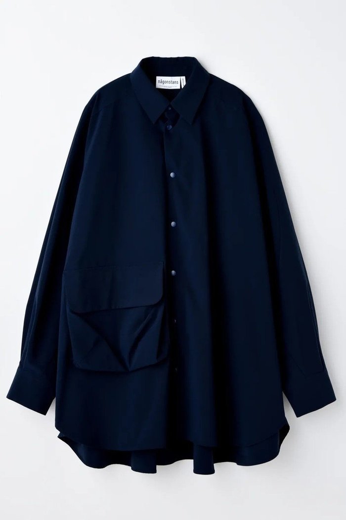 【ナゴンスタンス/nagonstans】の【1/14 0:00販売開始】wave seam shirt インテリア・キッズ・メンズ・レディースファッション・服の通販 founy(ファニー) https://founy.com/ ファッション Fashion レディースファッション Fashion for Women トップス・カットソー Cut & Sew Tops シャツ・ブラウス・オフィスカジュアル Elegant Blouses & Button-Ups 春 Spring ストレッチ Stretch, Stretchy Fabric スリーブ Sleeve, Long Sleeve / Short Sleeve セットアップ Set-Up, Coordinated Outfit タフタ Taffeta, Structured Fabric ドット Polka Dot, Dot Pattern フラップ Flap, Flap Pocket ポケット Pocket, Pocket Detail ポシェット Pochette, Mini Bag メンズ Men's, Menswear ロング Long, Long-Length S/S・春夏 SS, Spring/Summer, Warm Season 夏 Summer 2026年 2026 |ID: prp329100004827239 ipo3291000000035125809