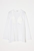 【エンフォルド/ENFOLD】の【1/14 12:00販売開始】CUTLERY MOTIF LONG-SLEEVE T-SHIRT 人気、トレンドファッション・服の通販 founy(ファニー) ファッション Fashion レディースファッション Fashion for Women トップス・カットソー Cut & Sew Tops シャツ・ブラウス・オフィスカジュアル Elegant Blouses & Button-Ups ロングTシャツ・Tシャツ Longline T-Shirts & Tees カットソー・ベーシックTシャツ Cut-and-Sewn Tops / Stretch Tees & Basics 2026年 2026 サテン Satin, Glossy Fabric スリーブ Sleeve, Long Sleeve / Short Sleeve モチーフ Motif, Design Theme ロング Long, Long-Length 今季 This Season, Current Season 夏 Summer 定番 Standard, Basic Item 春 Spring S/S・春夏 SS, Spring/Summer, Warm Season |ID:prp329100004827259