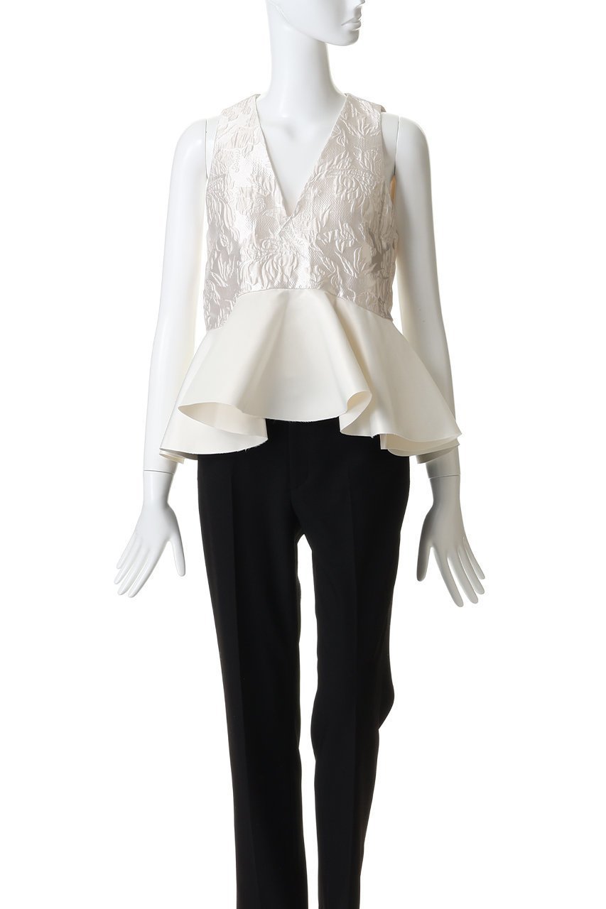 【ガニー/GANNI】のSatin Cloque スリーブレス ペプラムブラウス 人気、トレンドファッション・服の通販 founy(ファニー) 　ファッション　Fashion　レディースファッション　Fashion for Women　トップス・カットソー　Cut & Sew Tops　キャミソール&ノースリーブ　Camisoles & Sleeveless Tops　シャツ・ブラウス・オフィスカジュアル　Elegant Blouses & Button-Ups　2026年　2026　サテン　Satin, Glossy Fabric　スリーブ　Sleeve, Long Sleeve / Short Sleeve　ノースリーブ　Sleeveless, No-Sleeve　パーティ　Party, Party Style　フラワー　Flower, Floral　フレア　Flare, Flared　ペプラム　Peplum, Flared Hem　夏　Summer　春　Spring　S/S・春夏　SS, Spring/Summer, Warm Season　other-2|ID: prp329100004828063 ipo3291000000035135883