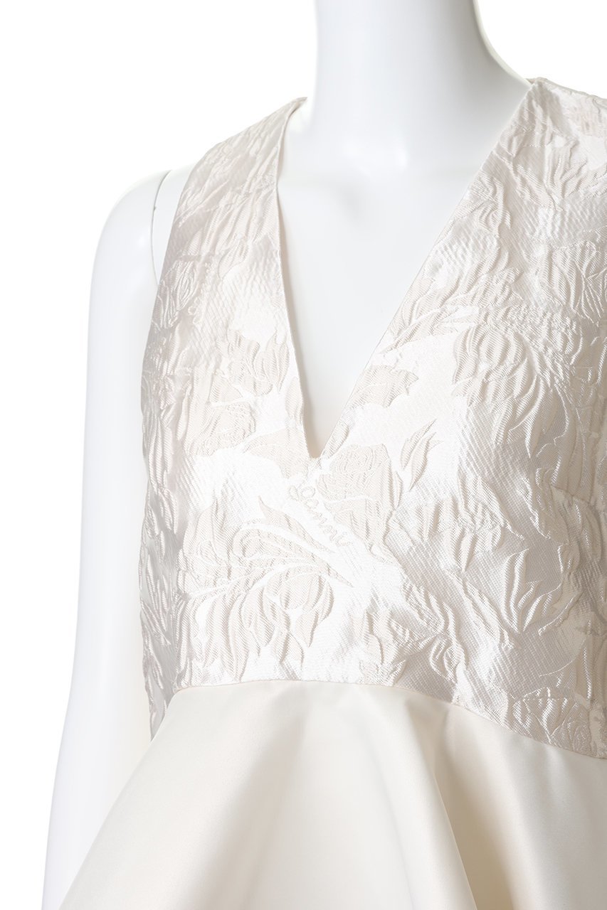 【ガニー/GANNI】のSatin Cloque スリーブレス ペプラムブラウス 人気、トレンドファッション・服の通販 founy(ファニー) 　ファッション　Fashion　レディースファッション　Fashion for Women　トップス・カットソー　Cut & Sew Tops　キャミソール&ノースリーブ　Camisoles & Sleeveless Tops　シャツ・ブラウス・オフィスカジュアル　Elegant Blouses & Button-Ups　2026年　2026　サテン　Satin, Glossy Fabric　スリーブ　Sleeve, Long Sleeve / Short Sleeve　ノースリーブ　Sleeveless, No-Sleeve　パーティ　Party, Party Style　フラワー　Flower, Floral　フレア　Flare, Flared　ペプラム　Peplum, Flared Hem　夏　Summer　春　Spring　S/S・春夏　SS, Spring/Summer, Warm Season　other-5|ID: prp329100004828063 ipo3291000000035135886