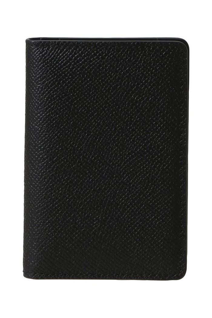 【メゾン マルジェラ/MAISON MARGIELA】の【UNISEX】4ステッチ カードホルダー インテリア・キッズ・メンズ・レディースファッション・服の通販 founy(ファニー) https://founy.com/ ファッション Fashion レディースファッション Fashion for Women ミニ財布・二つ折り財布 Wallets & Card Cases カードケース/名刺入れ Card Holders & Business Cases ユニセックス Unisex, Genderless コンパクト Compact, Small Size ポケット Pocket, Pocket Detail 定番 Standard, Basic Item 財布 Wallet, Purse |ID: prp329100004828074 ipo3291000000036208853