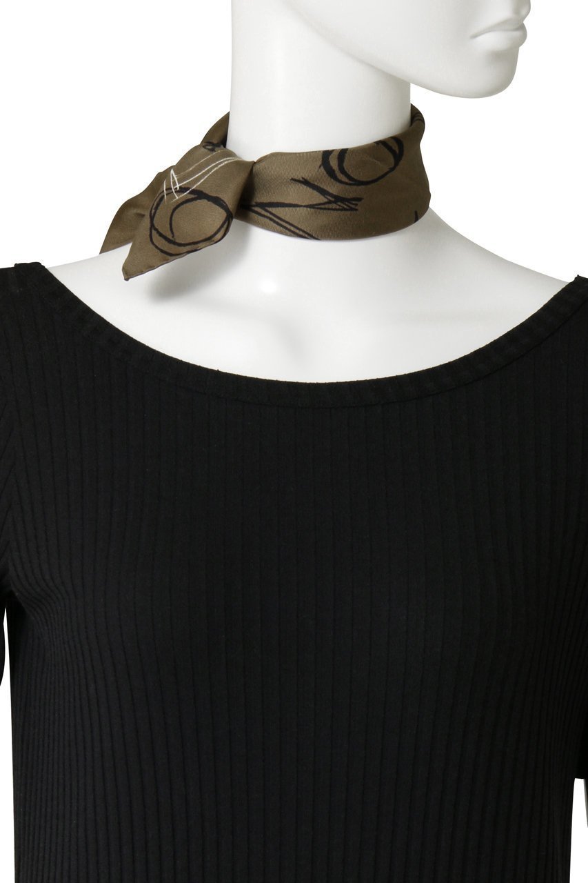 【メゾン マルジェラ/MAISON MARGIELA】の【UNISEX】スカーフ 人気、トレンドファッション・服の通販 founy(ファニー) ファッション Fashion レディースファッション Fashion for Women ストール Soft & Warm Scarves マフラー・スヌード / 冬小物の定番 Scarves & Mufflers 2026年 2026 ユニセックス Unisex, Genderless なめらか Smooth, Silky Texture シルク Silk, 100% Silk スカーフ Scarf, Neckwear ストール Stole, Wrap マフラー Scarf, Muffler ラグジュアリー Luxury, Elegant 夏 Summer 春 Spring S/S・春夏 SS, Spring/Summer, Warm Season other-2|ID: prp329100004828075 ipo3291000000036105901