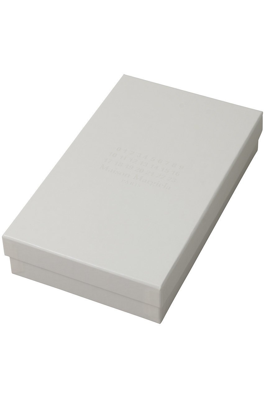 【メゾン マルジェラ/MAISON MARGIELA】の【UNISEX】スカーフ 人気、トレンドファッション・服の通販 founy(ファニー) ファッション Fashion レディースファッション Fashion for Women ストール Soft & Warm Scarves マフラー・スヌード / 冬小物の定番 Scarves & Mufflers 2026年 2026 ユニセックス Unisex, Genderless なめらか Smooth, Silky Texture シルク Silk, 100% Silk スカーフ Scarf, Neckwear ストール Stole, Wrap マフラー Scarf, Muffler ラグジュアリー Luxury, Elegant 夏 Summer 春 Spring S/S・春夏 SS, Spring/Summer, Warm Season other-5|ID: prp329100004828075 ipo3291000000036105904