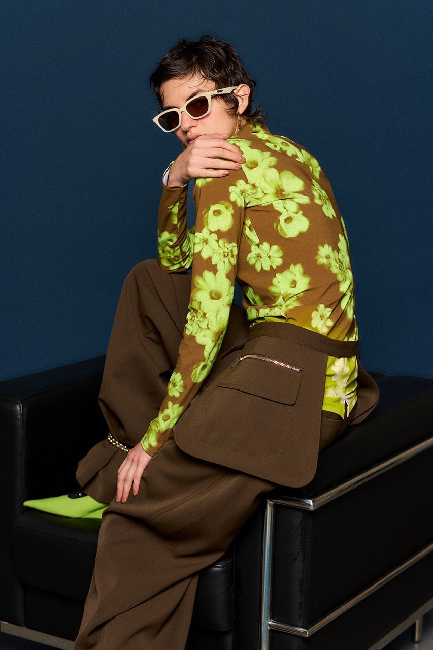 【メゾンスペシャル/MAISON SPECIAL】のGradient Turtle Flower Top/グラデーションタートルフラワートップス 人気、トレンドファッション・服の通販 founy(ファニー) ファッション Fashion レディースファッション Fashion for Women トップス・カットソー Cut & Sew Tops シャツ・ブラウス・オフィスカジュアル Elegant Blouses & Button-Ups ロングTシャツ・Tシャツ Longline T-Shirts & Tees カットソー・ベーシックTシャツ Cut-and-Sewn Tops / Stretch Tees & Basics なめらか Smooth, Silky Texture インナー Innerwear グラデーション Gradient, Ombre ジャケット Jacket, Outerwear スリーブ Sleeve, Long Sleeve / Short Sleeve フィット Fit, Slim Fit ロング Long, Long-Length 冬 Winter / This Winter other-7|ID: prp329100004828079 ipo3291000000035136037