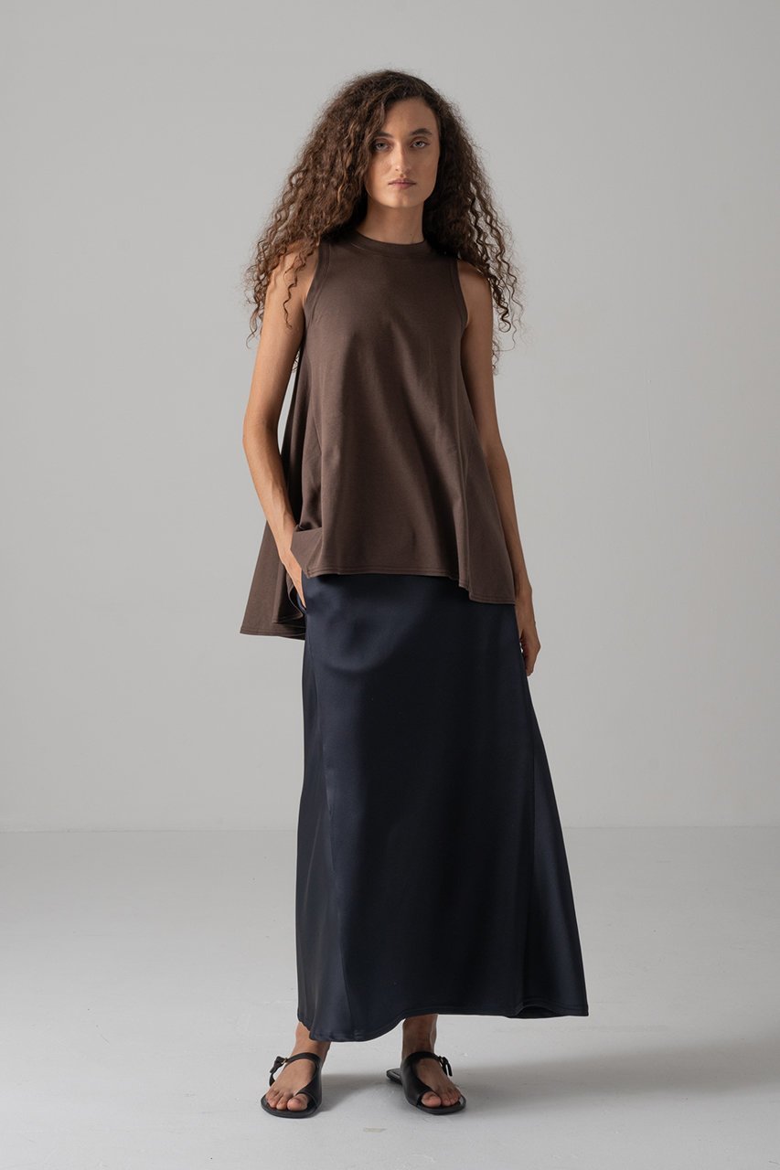 【コグ ザビッグスモーク/COGTHEBIGSMOKE】の46 JENIFFER FLAIR SKIRT 人気、トレンドファッション・服の通販 founy(ファニー) 　ファッション　Fashion　レディースファッション　Fashion for Women　スカート　Skirts　ロングスカート　Long Skirts / Maxi & Midi Skirts　2026年　2026　サテン　Satin, Glossy Fabric　ストレッチ　Stretch, Stretchy Fabric　ストレート　Straight, Straight Cut　バイアス　Bias, Diagonal Cut　フィット　Fit, Slim Fit　フェミニン　Feminine, Girly　フレア　Flare, Flared　フロント　Front, Front Design　ロング　Long, Long-Length　夏　Summer　春　Spring　S/S・春夏　SS, Spring/Summer, Warm Season　other-6|ID: prp329100004828941 ipo3291000000035145592