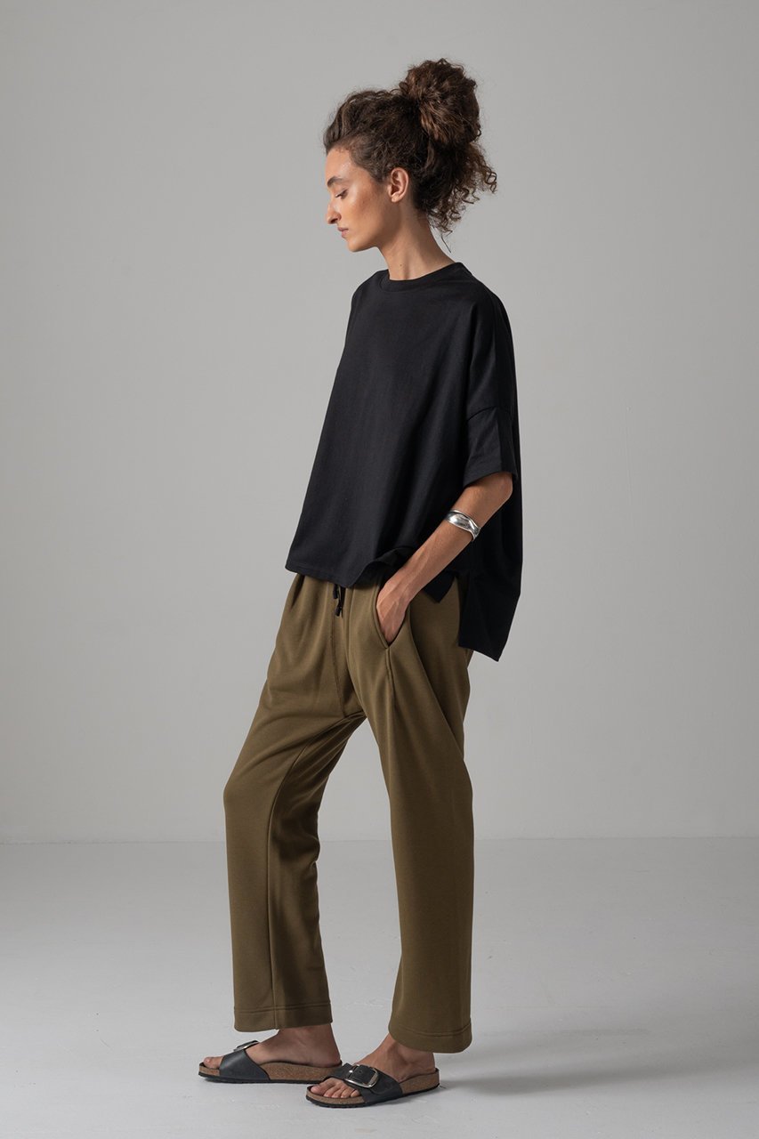 【コグ ザビッグスモーク/COGTHEBIGSMOKE】の31 NOA T SHIRT 人気、トレンドファッション・服の通販 founy(ファニー) 　ファッション　Fashion　レディースファッション　Fashion for Women　トップス・カットソー　Cut & Sew Tops　シャツ・ブラウス・オフィスカジュアル　Elegant Blouses & Button-Ups　ロングTシャツ・Tシャツ　Longline T-Shirts & Tees　カットソー・ベーシックTシャツ　Cut-and-Sewn Tops / Stretch Tees & Basics　2026年　2026　なめらか　Smooth, Silky Texture　ショート　Short, Short Length　シンプル　Simple, Minimal　スリーブ　Sleeve, Long Sleeve / Short Sleeve　バランス　Balance, Style Balance　ワイド　Wide, Wide Fit　エレガント 上品　Elegant　夏　Summer　定番　Standard, Basic Item　春　Spring　S/S・春夏　SS, Spring/Summer, Warm Season　other-6|ID: prp329100004828971 ipo3291000000035145839