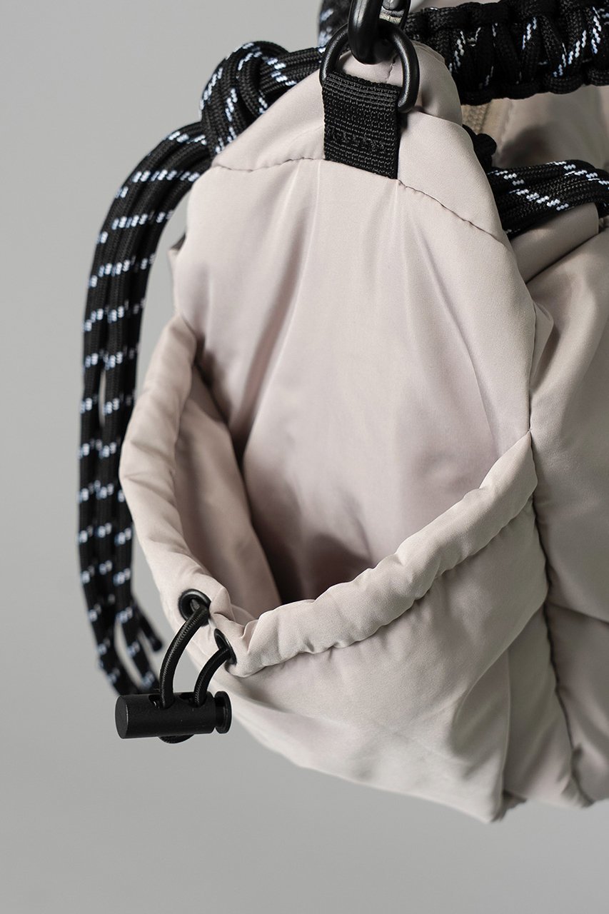 【メゾンスペシャル/MAISON SPECIAL】の【UNISEX】×THEATRE PRODUCTSCollaboration Shoulder Mini Pouch/シアタープロダクツコラボレーションミニショルダーポーチ 人気、トレンドファッション・服の通販 founy(ファニー) ファッション Fashion レディースファッション Fashion for Women ポーチ&ミニバッグ Pouches & Mini Bags 軽量 Lightweight, Ultra Light ショルダー Shoulder, Shoulder Strap テクスチャー Texture, Textured Fabric ハンド Hand, Handmade バランス Balance, Style Balance フィット Fit, Slim Fit フォルム Silhouette, Form ポケット Pocket, Pocket Detail ユニセックス Unisex, Genderless 再入荷 Restock / Back in Stock 旅行 Travel other-5|ID: prp329100004829130 ipo3291000000036909148