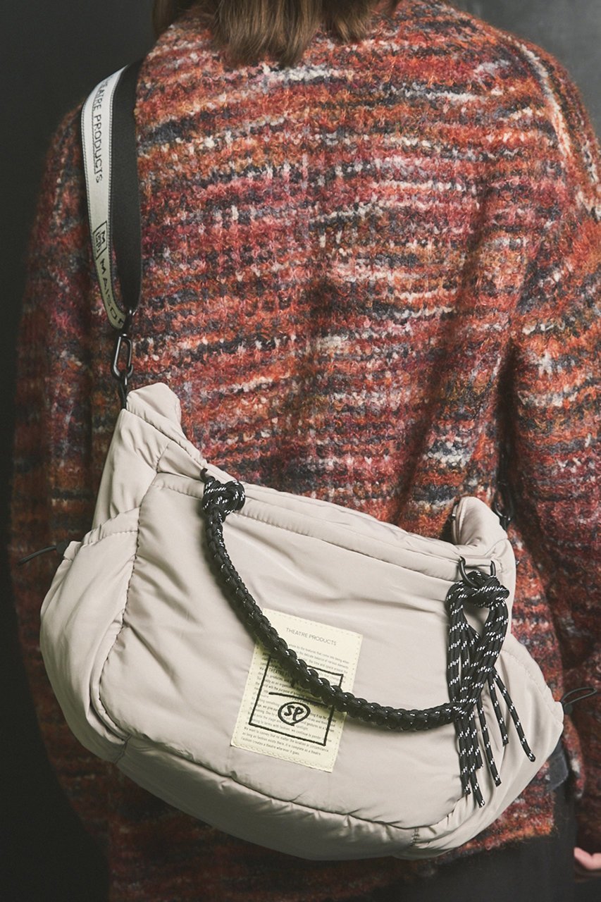 【メゾンスペシャル/MAISON SPECIAL】の【UNISEX】×THEATRE PRODUCTSCollaboration Shoulder Pouch/シアタープロダクツコラボレーションショルダーポーチ 人気、トレンドファッション・服の通販 founy(ファニー) 　ファッション　Fashion　レディースファッション　Fashion for Women　ポーチ&ミニバッグ　Pouches & Mini Bags　春　Spring　軽量　Lightweight, Ultra Light　ショルダー　Shoulder, Shoulder Strap　テクスチャー　Texture, Textured Fabric　ハンド　Hand, Handmade　バランス　Balance, Style Balance　フィット　Fit, Slim Fit　フォルム　Silhouette, Form　ポケット　Pocket, Pocket Detail　ユニセックス　Unisex, Genderless　S/S・春夏　SS, Spring/Summer, Warm Season　夏　Summer　旅行　Travel　2026年　2026　other-4|ID: prp329100004829131 ipo3291000000036005997