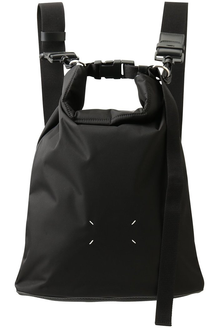 【メゾン マルジェラ/MAISON MARGIELA】の【UNISEX】ハイ テック ロール アップ バックパック インテリア・キッズ・メンズ・レディースファッション・服の通販 founy(ファニー) https://founy.com/ ファッション Fashion レディースファッション Fashion for Women バッグ Bags 2026年 2026 ユニセックス Unisex, Genderless アウトドア Outdoor Clothing シンプル Simple, Minimal ビジネス 仕事 通勤 Business / Work / Commuting リュック Backpack, Rucksack 夏 Summer 春 Spring S/S・春夏 SS, Spring/Summer, Warm Season |ID: prp329100004830056 ipo3291000000036244931