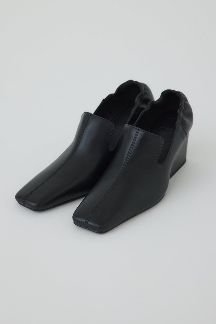 【リムアーク/RIM.ARK】のLeather square toe heel/ヒールシューズ インテリア・キッズ・メンズ・レディースファッション・服の通販 founy(ファニー) https://founy.com/ ファッション Fashion レディースファッション Fashion for Women 2026年 2026 ギャザー Gathered, Ruffled シューズ Shoes, Footwear フィット Fit, Slim Fit 夏 Summer 春 Spring S/S・春夏 SS, Spring/Summer, Warm Season |ID: prp329100004831219 ipo3291000000035174644
