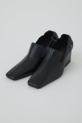 【リムアーク/RIM.ARK】 Leather square toe heel/ヒールシューズ人気、トレンドファッション・服の通販 founy(ファニー) ファッション Fashion レディースファッション Fashion for Women 2026年 2026 ギャザー Gathered, Ruffled シューズ Shoes, Footwear フィット Fit, Slim Fit 夏 Summer 春 Spring S/S・春夏 SS, Spring/Summer, Warm Season |ID:prp329100004831219