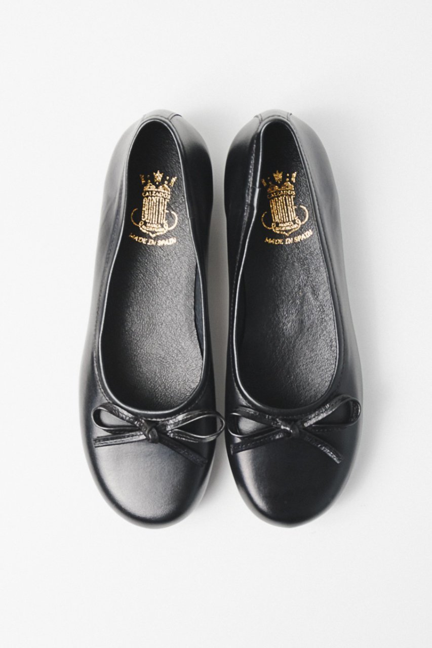 【エスメラルダ/Esmeralda】の【BONTRE】レザーバレエシューズ/50301 人気、トレンドファッション・服の通販 founy(ファニー) ファッション Fashion レディースファッション Fashion for Women 2026年 2026 シューズ Shoes, Footwear シンプル Simple, Minimal バレエ Ballet, Ballet Style フェミニン Feminine, Girly フォルム Silhouette, Form フラット Flat, Flat Shoes リボン Ribbon, Bow エレガント 上品 Elegant 夏 Summer 定番 Standard, Basic Item 春 Spring S/S・春夏 SS, Spring/Summer, Warm Season ビジネス 仕事 通勤 Business / Work / Commuting other-1|ID: prp329100004831224 ipo3291000000035272461