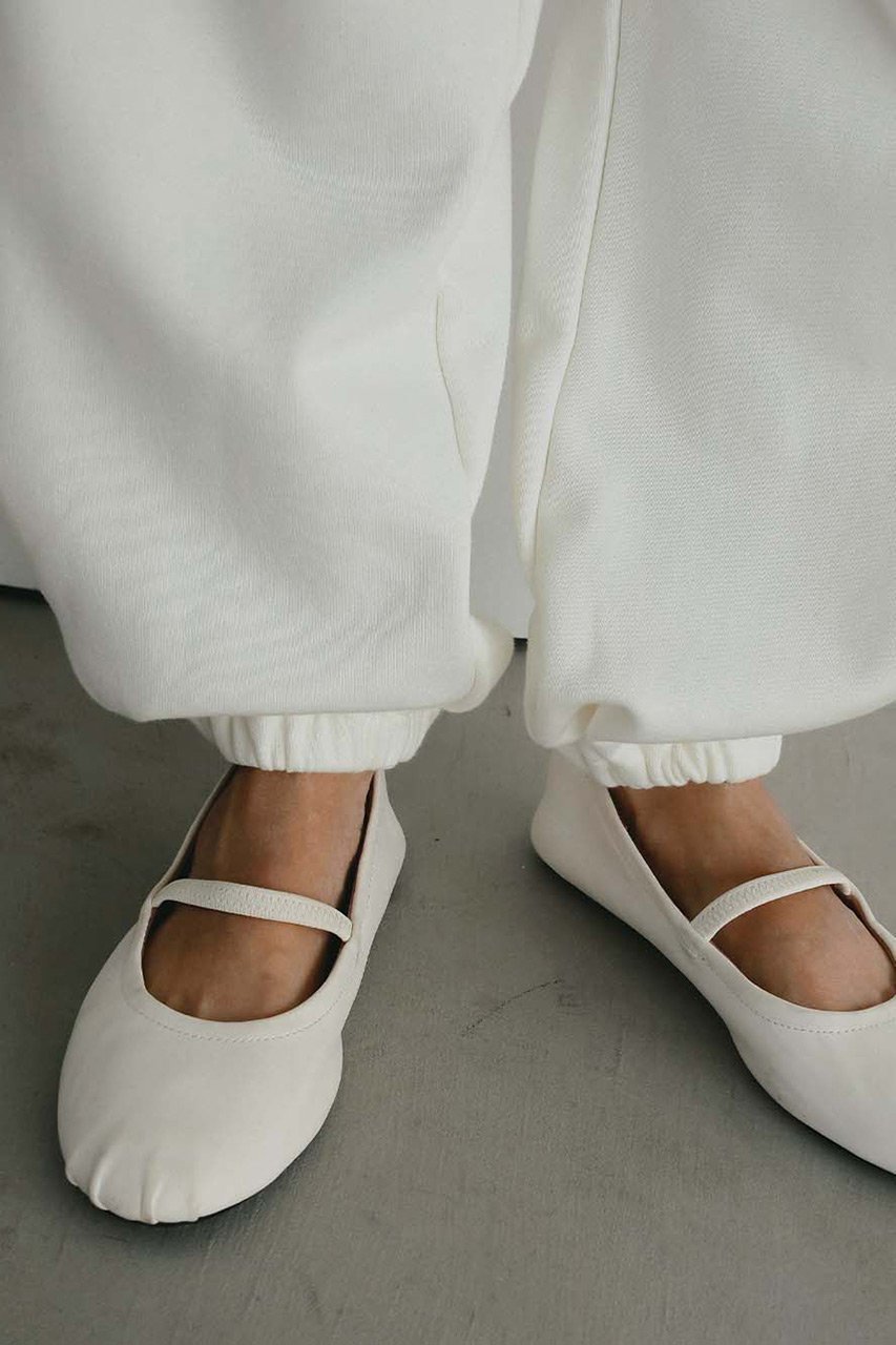 【ハー/HER.】の【1/15 12:00販売開始】コットンスウェットパンツ 人気、トレンドファッション・服の通販 founy(ファニー) 　ファッション　Fashion　レディースファッション　Fashion for Women　パンツ　Pants & Trousers　2026年　2026　ギャザー　Gathered, Ruffled　シューズ　Shoes, Footwear　ストレート　Straight, Straight Cut　バランス　Balance, Style Balance　フラット　Flat, Flat Shoes　夏　Summer　春　Spring　S/S・春夏　SS, Spring/Summer, Warm Season　other-7|ID: prp329100004831227 ipo3291000000035174723