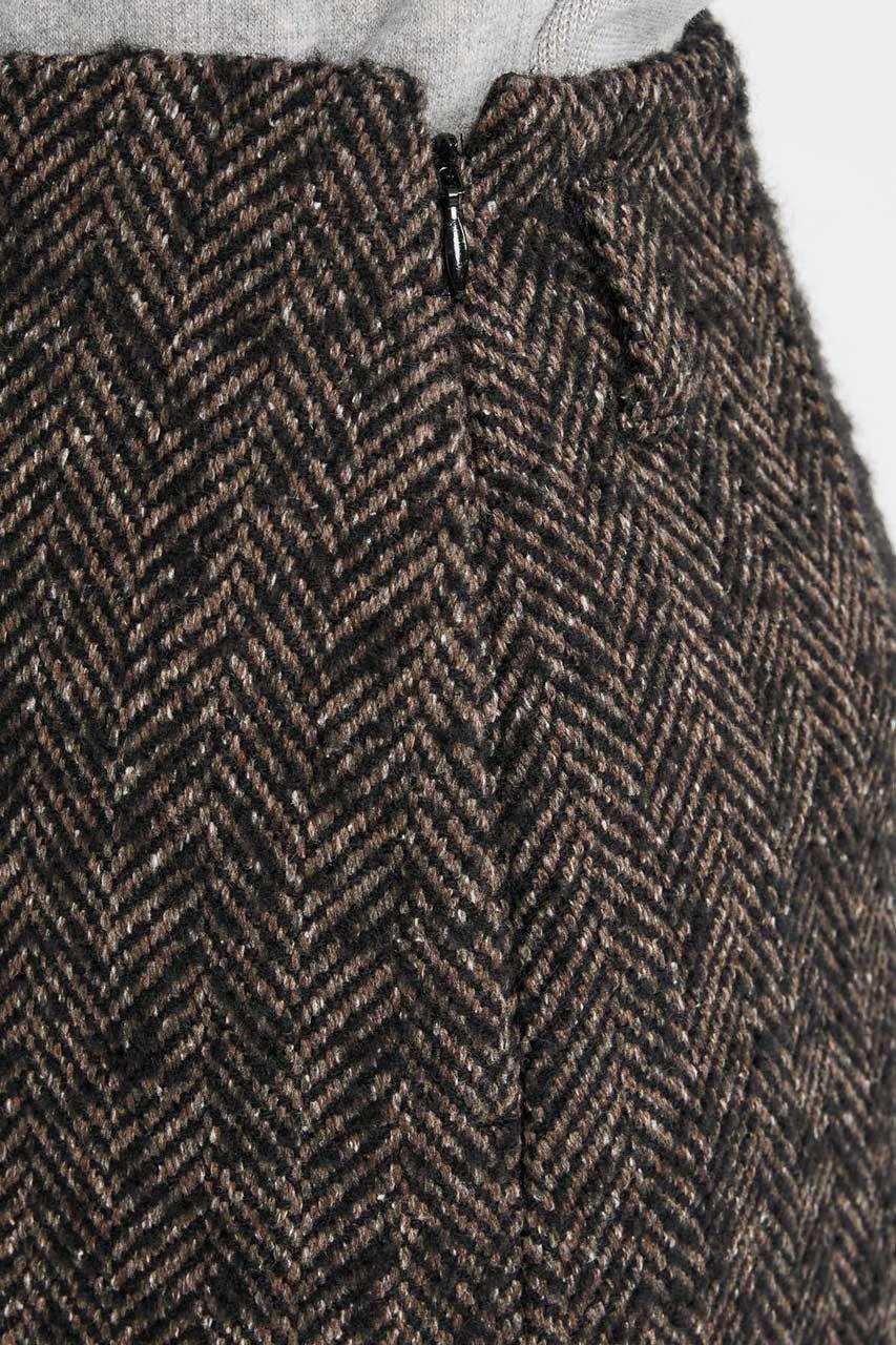 【ブリル/BRILL】のネップへリンボンタックスカート 人気、トレンドファッション・服の通販 founy(ファニー) 　ファッション　Fashion　レディースファッション　Fashion for Women　スカート　Skirts　ロングスカート　Long Skirts / Maxi & Midi Skirts　シンプル　Simple, Minimal　ストレート　Straight, Straight Cut　スリット　Slit, Slit Detail　センター　Center, Center Line　ネップ　Nepp, Slub Yarn　バランス　Balance, Style Balance　ボトム　Bottoms, Lower Wear　ロング　Long, Long-Length　再入荷　Restock / Back in Stock　other-8|ID: prp329100004831934 ipo3291000000035183241