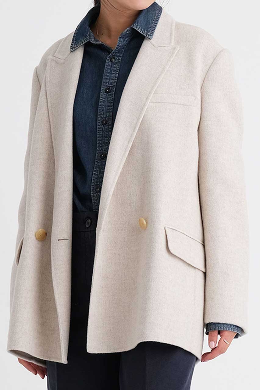 【ブリル/BRILL】のリバーテーラードジャケット 人気、トレンドファッション・服の通販 founy(ファニー) ファッション Fashion レディースファッション Fashion for Women アウター Coat / Outerwear Collection レディースジャケット・軽アウター Jackets テーラードジャケット / 通勤・きれいめスタイル Tailored Jackets & Blazers なめらか Smooth, Silky Texture ジャケット Jacket, Outerwear フェイス Face, Facial Design 再入荷 Restock / Back in Stock other-2|ID: prp329100004831964 ipo3291000000035183430