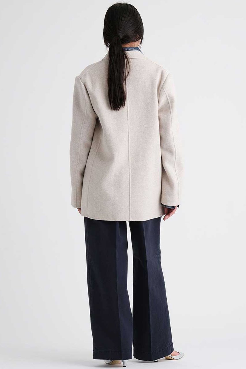 【ブリル/BRILL】のリバーテーラードジャケット 人気、トレンドファッション・服の通販 founy(ファニー) 　ファッション　Fashion　レディースファッション　Fashion for Women　アウター　Coat / Outerwear Collection　レディースジャケット・軽アウター　Jackets　テーラードジャケット / 通勤・きれいめスタイル　Tailored Jackets & Blazers　なめらか　Smooth, Silky Texture　ジャケット　Jacket, Outerwear　フェイス　Face, Facial Design　other-8|ID: prp329100004831964 ipo3291000000036162077