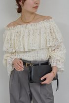 【ガリャルダガランテ/GALLARDAGALANTE】のオフショルレースブラウス 人気、トレンドファッション・服の通販 founy(ファニー) ファッション Fashion レディースファッション Fashion for Women トップス・カットソー Cut & Sew Tops シャツ・ブラウス・オフィスカジュアル Elegant Blouses & Button-Ups 2026年 2026 スリーブ Sleeve, Long Sleeve / Short Sleeve フェミニン Feminine, Girly レース Lace, Lace Fabric ロング Long, Long-Length エレガント 上品 Elegant 夏 Summer 春 Spring S/S・春夏 SS, Spring/Summer, Warm Season thumbnail アイボリー|ID: prp329100004831991 ipo3291000000035997710