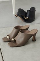 【ガリャルダガランテ/GALLARDAGALANTE】の【2.718】サムリングミュール 人気、トレンドファッション・服の通販 founy(ファニー) ファッション Fashion レディースファッション Fashion for Women 2026年 2026 サンダル Sandals, Summer Shoes フレンチ French, French Style モチーフ Motif, Design Theme エレガント 上品 Elegant 夏 Summer 春 Spring S/S・春夏 SS, Spring/Summer, Warm Season thumbnail モカ|ID: prp329100004831997 ipo3291000000035183694