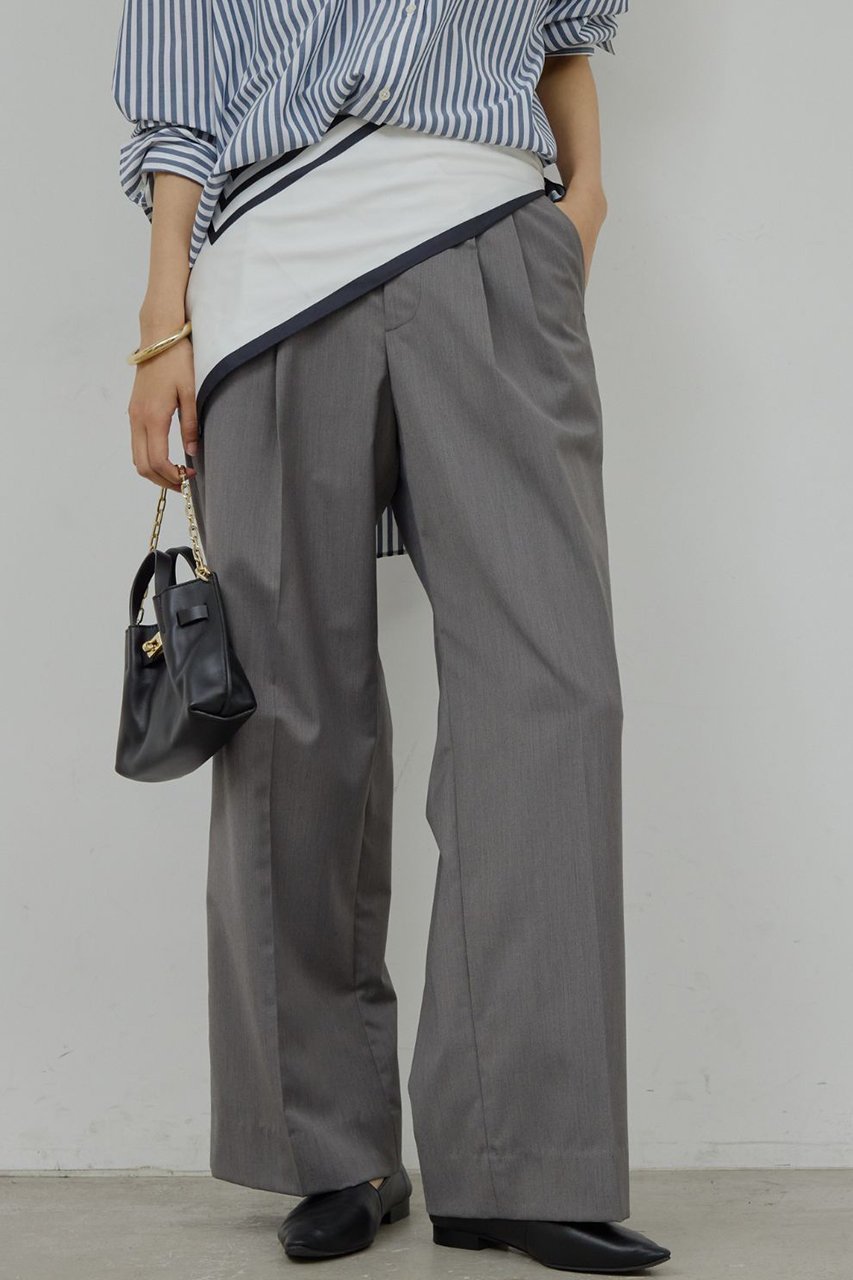 【ガリャルダガランテ/GALLARDAGALANTE】のタックストレートパンツ 人気、トレンドファッション・服の通販 founy(ファニー) 　ファッション　Fashion　レディースファッション　Fashion for Women　パンツ　Pants & Trousers　2026年　2026　ストレート　Straight, Straight Cut　フロント　Front, Front Design　ベーシック　Basic, Essential　夏　Summer　春　Spring　S/S・春夏　SS, Spring/Summer, Warm Season　 other-1|ID: prp329100004832001 ipo3291000000035183729