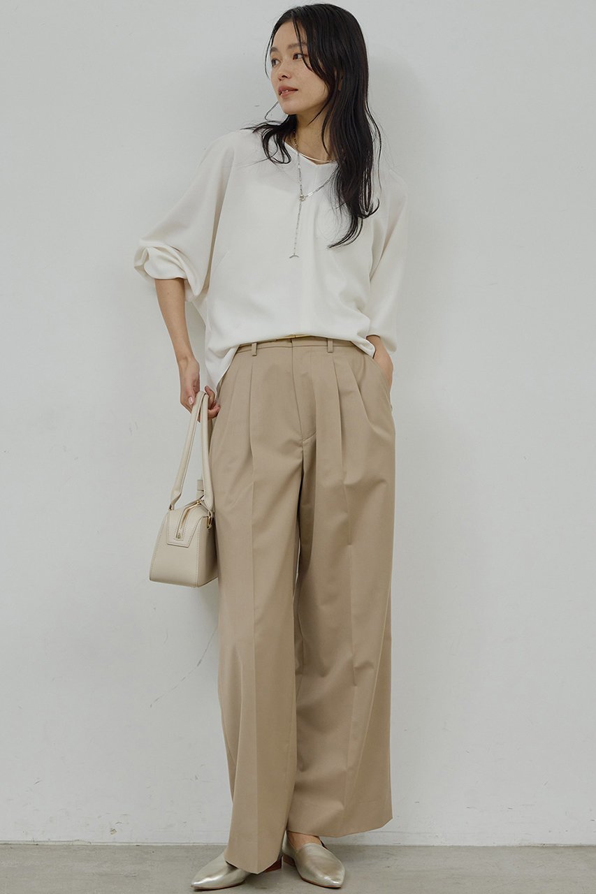 【ガリャルダガランテ/GALLARDAGALANTE】のタックストレートパンツ 人気、トレンドファッション・服の通販 founy(ファニー) 　ファッション　Fashion　レディースファッション　Fashion for Women　パンツ　Pants & Trousers　2026年　2026　ストレート　Straight, Straight Cut　フロント　Front, Front Design　ベーシック　Basic, Essential　夏　Summer　春　Spring　S/S・春夏　SS, Spring/Summer, Warm Season　other-2|ID: prp329100004832001 ipo3291000000035183732