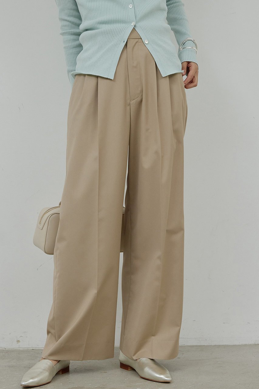 【ガリャルダガランテ/GALLARDAGALANTE】のタックストレートパンツ インテリア・キッズ・メンズ・レディースファッション・服の通販 founy(ファニー) 　ファッション　Fashion　レディースファッション　Fashion for Women　パンツ　Pants & Trousers　2026年　2026　ストレート　Straight, Straight Cut　フロント　Front, Front Design　ベーシック　Basic, Essential　夏　Summer　春　Spring　S/S・春夏　SS, Spring/Summer, Warm Season　ベージュ|ID: prp329100004832001 ipo3291000000036162272