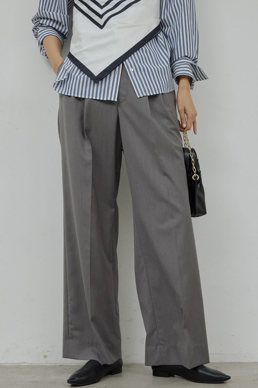 【ガリャルダガランテ/GALLARDAGALANTE】のタックストレートパンツ 人気、トレンドファッション・服の通販 founy(ファニー) 　ファッション　Fashion　レディースファッション　Fashion for Women　パンツ　Pants & Trousers　2026年　2026　ストレート　Straight, Straight Cut　フロント　Front, Front Design　ベーシック　Basic, Essential　夏　Summer　春　Spring　S/S・春夏　SS, Spring/Summer, Warm Season　other-5|ID: prp329100004832001 ipo3291000000036214451