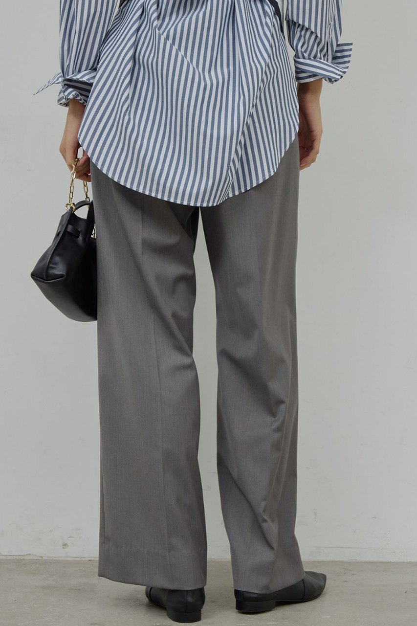 【ガリャルダガランテ/GALLARDAGALANTE】のタックストレートパンツ 人気、トレンドファッション・服の通販 founy(ファニー) 　ファッション　Fashion　レディースファッション　Fashion for Women　パンツ　Pants & Trousers　2026年　2026　ストレート　Straight, Straight Cut　フロント　Front, Front Design　ベーシック　Basic, Essential　夏　Summer　春　Spring　S/S・春夏　SS, Spring/Summer, Warm Season　other-6|ID: prp329100004832001 ipo3291000000036214452