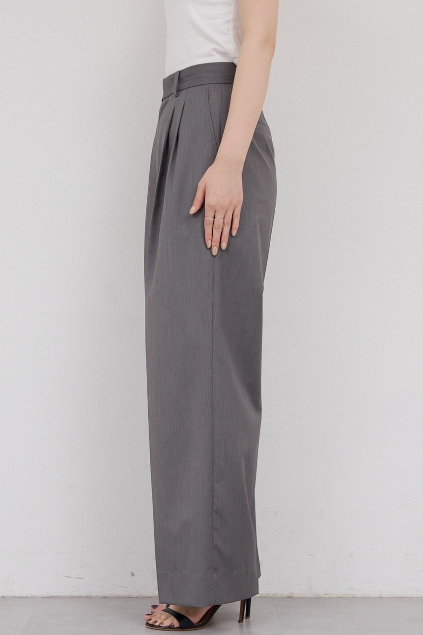 【ガリャルダガランテ/GALLARDAGALANTE】のタックストレートパンツ 人気、トレンドファッション・服の通販 founy(ファニー) 　ファッション　Fashion　レディースファッション　Fashion for Women　パンツ　Pants & Trousers　2026年　2026　ストレート　Straight, Straight Cut　フロント　Front, Front Design　ベーシック　Basic, Essential　夏　Summer　春　Spring　S/S・春夏　SS, Spring/Summer, Warm Season　other-8|ID: prp329100004832001 ipo3291000000036214456