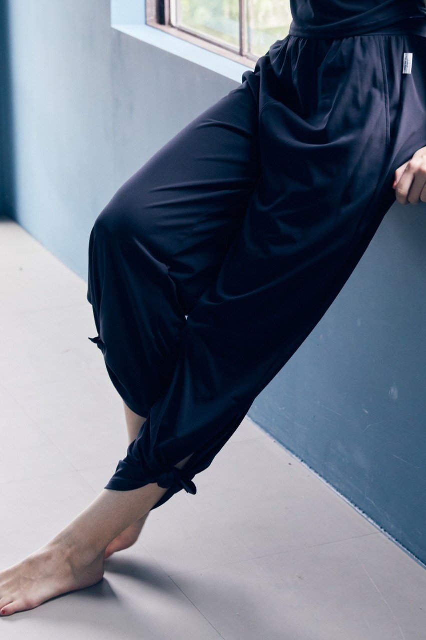 【ジュリエ/Julier】のアクティブフロー2WAYパンツ 人気、トレンドファッション・服の通販 founy(ファニー) 　ファッション　Fashion　レディースファッション　Fashion for Women　パンツ　Pants & Trousers　スポーツウェア　Functional & Stylish Sportswear　スポーツ パンツ　Workout Pants / Training Shorts / Joggers　2026年　2026　おすすめ　Recommended / Our Picks　ギャザー　Gathered, Ruffled　シンプル　Simple, Minimal　スポーツ　Sports, Activewear　スリット　Slit, Slit Detail　ヨガ　Yoga, Yoga Wear　ワイド　Wide, Wide Fit　ワーク　Workwear, Utility Style　吸水　Absorbent, Quick-Dry　夏　Summer　春　Spring　S/S・春夏　SS, Spring/Summer, Warm Season　other-8|ID: prp329100004832778 ipo3291000000035191860