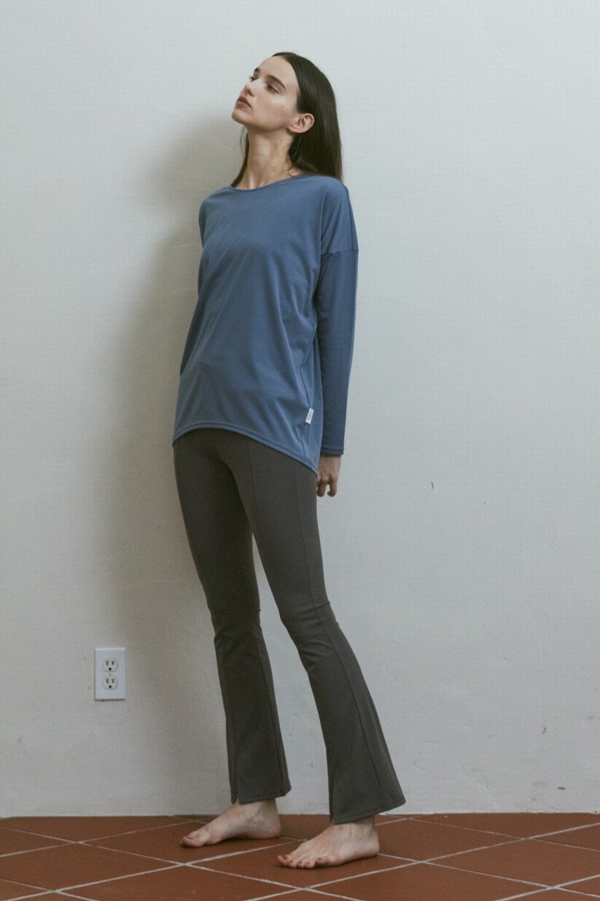 【ジュリエ/Julier】のアクティブフローロングスリーブプルオーバー 人気、トレンドファッション・服の通販 founy(ファニー) 　ファッション　Fashion　レディースファッション　Fashion for Women　トップス・カットソー　Cut & Sew Tops　カジュアルプルオーバー・ニットトップス　Pullovers & Knit Tops / Casual Pullovers　スポーツウェア　Functional & Stylish Sportswear　スポーツ トップス　Athletic Tops / Workout Tops / Training Shirts　2026年　2026　スポーツ　Sports, Activewear　ヘムライン　Hemline, Bottom Cut　ヨガ　Yoga, Yoga Wear　ワーク　Workwear, Utility Style　夏　Summer　春　Spring　S/S・春夏　SS, Spring/Summer, Warm Season　other-7|ID: prp329100004832780 ipo3291000000036091967