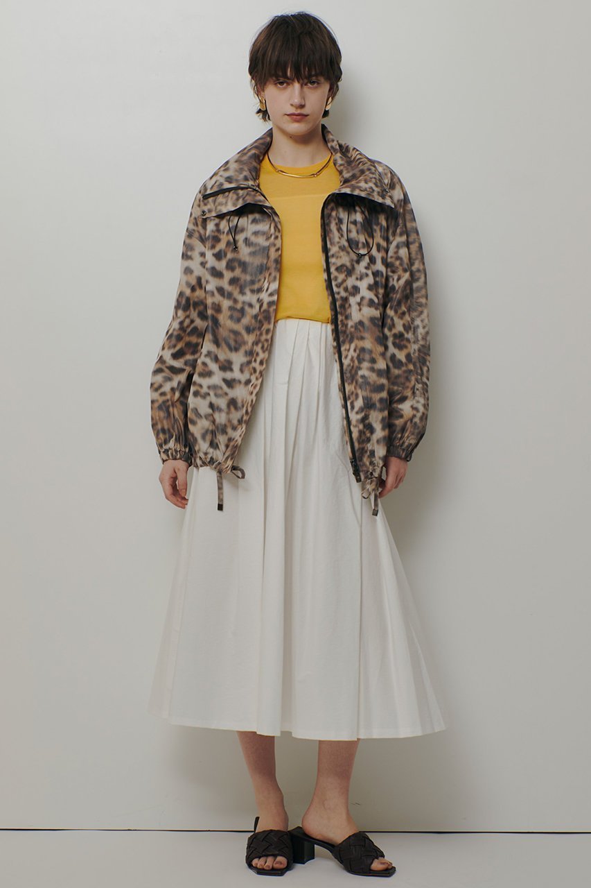 【アルアバイル/allureville】のレオパプリントスタンドカラーブルゾン 人気、トレンドファッション・服の通販 founy(ファニー) 　ファッション　Fashion　レディースファッション　Fashion for Women　アウター　Coat / Outerwear Collection　レディースジャケット・軽アウター　Jackets　ブルゾンジャケット・スポーティアウター　Blouson Jackets　2026年　2026　イタリア　Italy　ジャカード／ジャガード　Jacquard, Woven Pattern　ジャケット　Jacket, Outerwear　トレンド　Trend, Trending Now　バランス　Balance, Style Balance　ブルゾン　Blouson, Bomber Jacket　プリント　Print, Printed Pattern　レオパード　Leopard, Animal Print　今季　This Season, Current Season　夏　Summer　春　Spring　S/S・春夏　SS, Spring/Summer, Warm Season　other-8|ID: prp329100004835315 ipo3291000000035220922