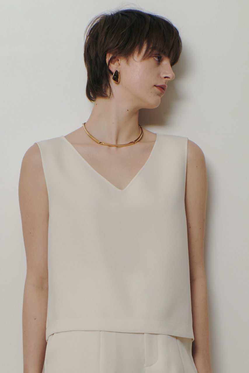 【アルアバイル/allureville】のダブルクロスショートVネックプルオーバー 人気、トレンドファッション・服の通販 founy(ファニー) 　ファッション　Fashion　レディースファッション　Fashion for Women　トップス・カットソー　Cut & Sew Tops　キャミソール&ノースリーブ　Camisoles & Sleeveless Tops　シャツ・ブラウス・オフィスカジュアル　Elegant Blouses & Button-Ups　カジュアルプルオーバー・ニットトップス　Pullovers & Knit Tops / Casual Pullovers　Vネックトップス　V-Neck Tops / V-Cut Neckline Shirts　2026年　2026　セットアップ　Set-Up, Coordinated Outfit　ドレープ　Drape, Draping Fabric　ノースリーブ　Sleeveless, No-Sleeve　バランス　Balance, Style Balance　ボックス　Boxy, Box Shape　夏　Summer　春　Spring　S/S・春夏　SS, Spring/Summer, Warm Season　other-3|ID: prp329100004835318 ipo3291000000036245140