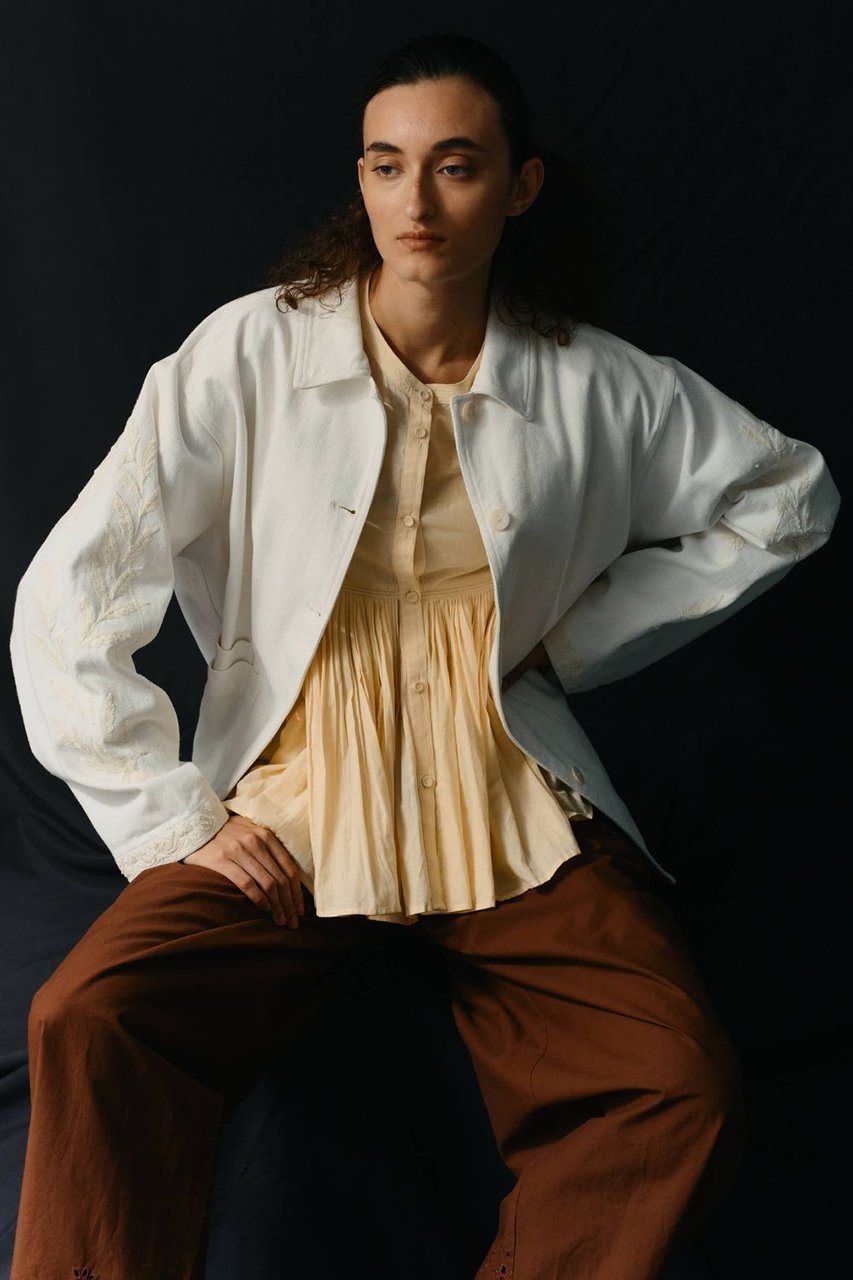 【ガリャルダガランテ/GALLARDAGALANTE】の【Dhritie】エンブロイダリージャケット 人気、トレンドファッション・服の通販 founy(ファニー) 　ファッション　Fashion　レディースファッション　Fashion for Women　アウター　Coat / Outerwear Collection　レディースジャケット・軽アウター　Jackets　インナー　Innerwear　シンプル　Simple, Minimal　ジャケット　Jacket, Outerwear　other-2|ID: prp329100004835343 ipo3291000000036683158