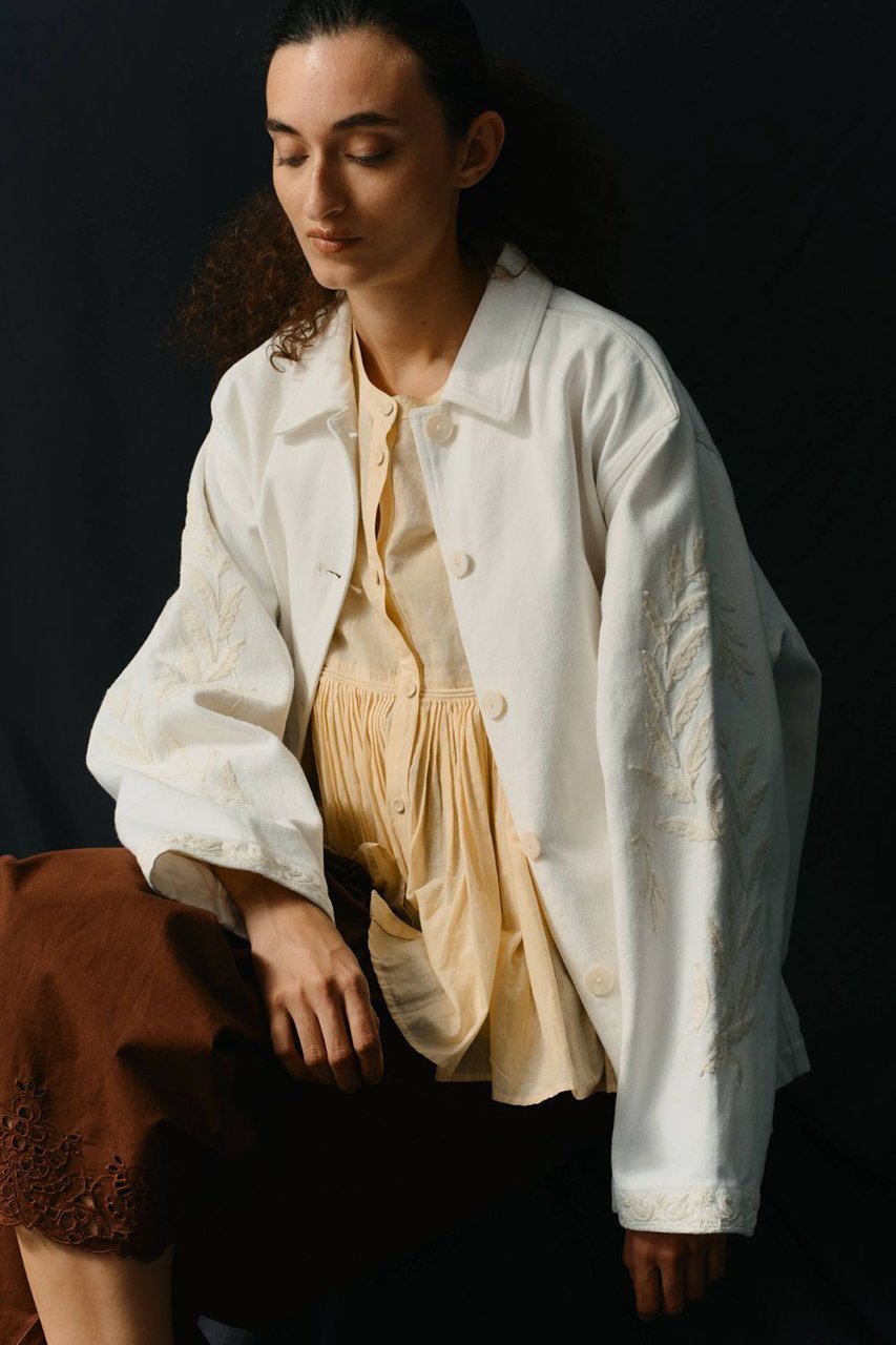 【ガリャルダガランテ/GALLARDAGALANTE】の【Dhritie】エンブロイダリージャケット 人気、トレンドファッション・服の通販 founy(ファニー) 　ファッション　Fashion　レディースファッション　Fashion for Women　アウター　Coat / Outerwear Collection　レディースジャケット・軽アウター　Jackets　インナー　Innerwear　シンプル　Simple, Minimal　ジャケット　Jacket, Outerwear　other-3|ID: prp329100004835343 ipo3291000000036683159